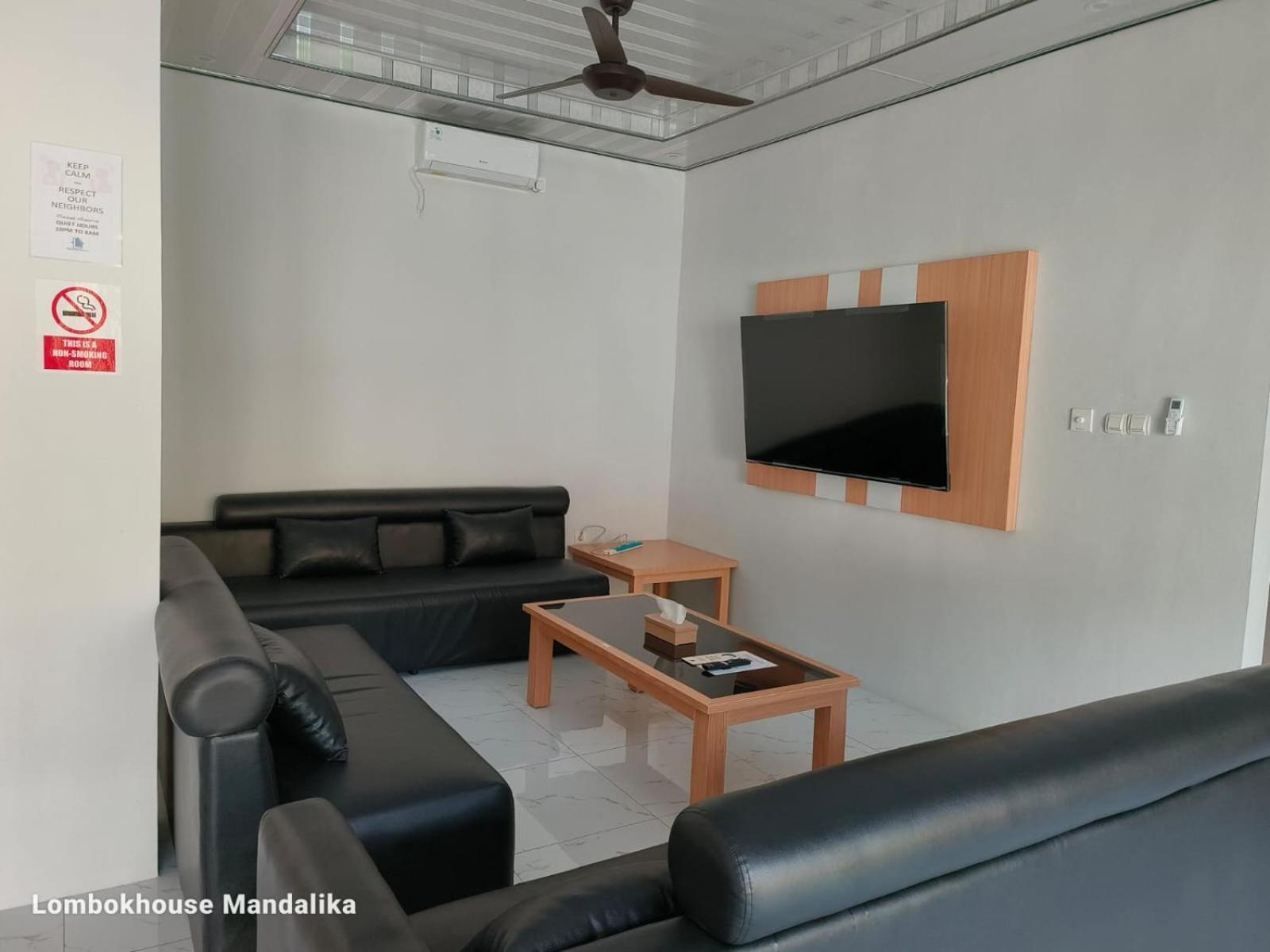 Hotel Lombokhouse Mandalika à Kuta  Extérieur photo