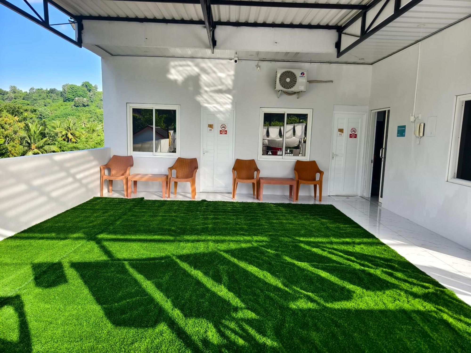 Hotel Lombokhouse Mandalika à Kuta  Extérieur photo